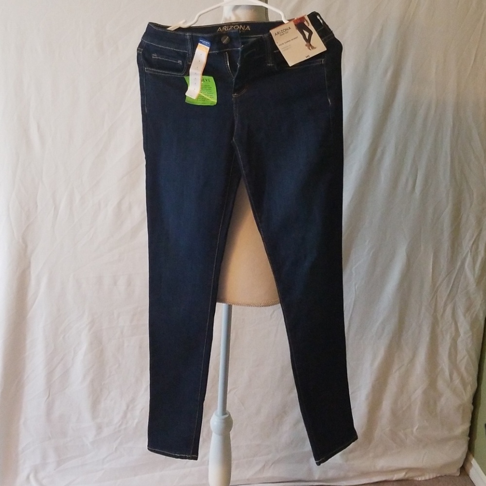 Arizona Jeans Size 3 for Girls